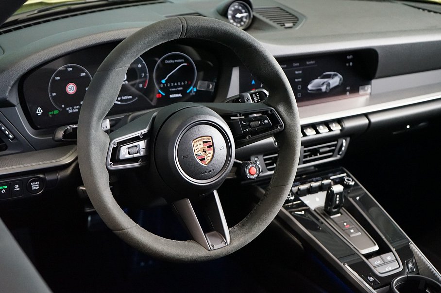 Porsche 911 992.2 Carrera
