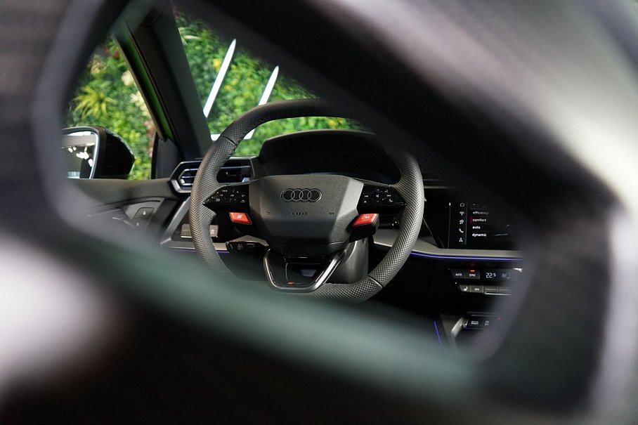 Audi RS 3 Limousine 2.5 TFSI quattro