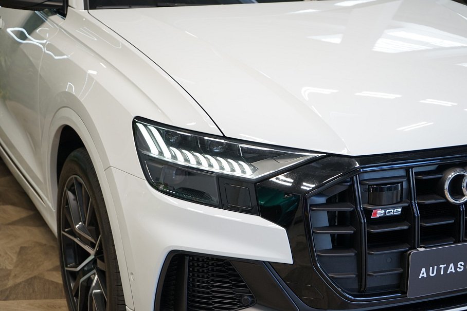 Audi SQ8 TDI quattro