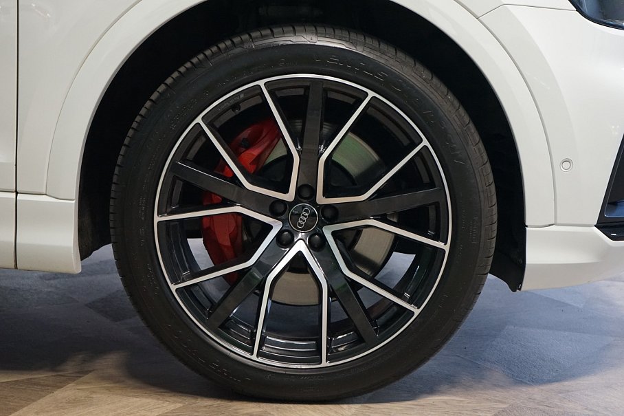 Audi SQ8 TDI quattro