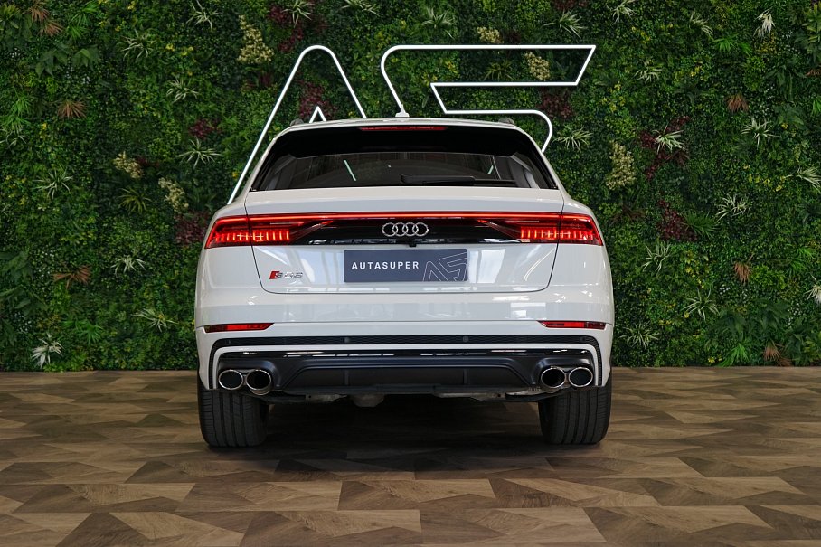 Audi SQ8 TDI quattro
