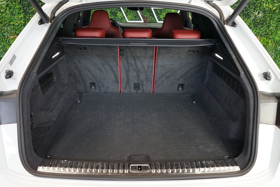 Audi SQ8 TDI quattro