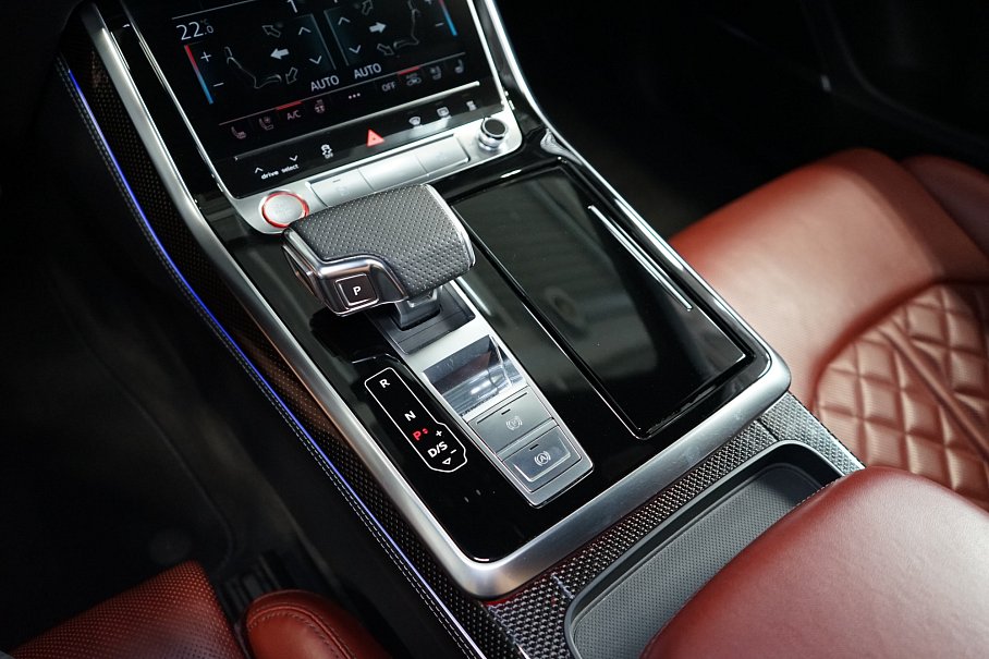 Audi SQ8 TDI quattro