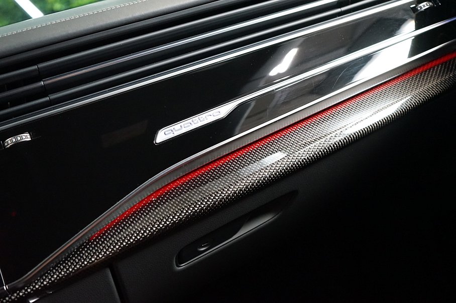 Audi SQ8 TDI quattro