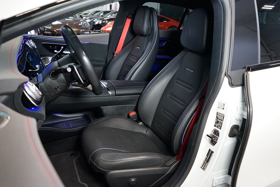 Mercedes-Benz EQE 43 AMG 4Matic