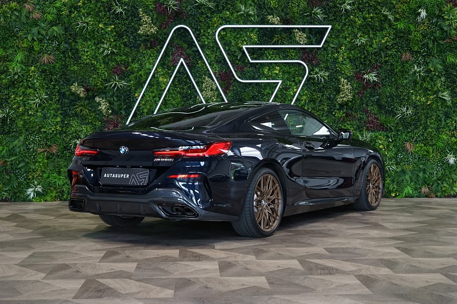 BMW Řada 8 850i xDrive