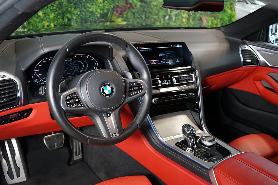 BMW Řada 8 850i xDrive