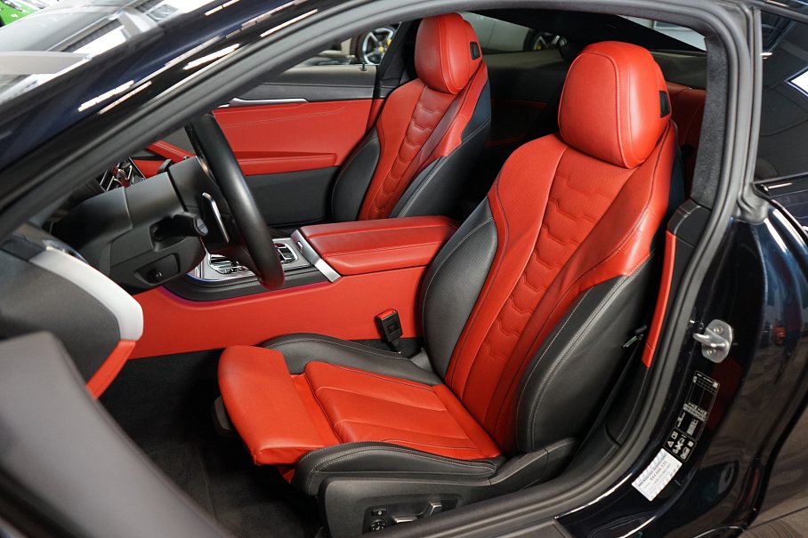 BMW Řada 8 850i xDrive