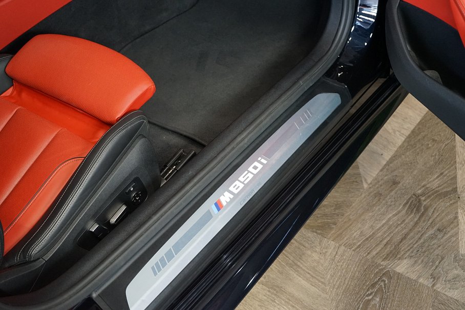 BMW Řada 8 850i xDrive