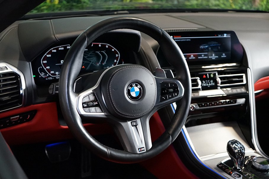 BMW Řada 8 850i xDrive