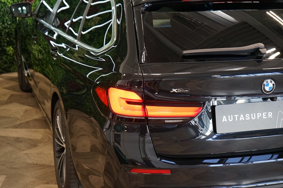 BMW Řada 5 530d xDrive Touring