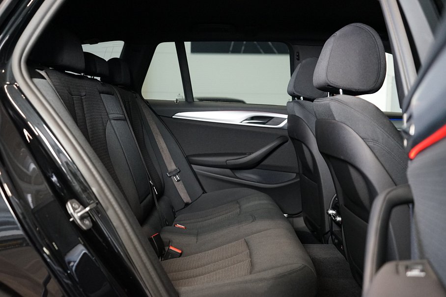 BMW Řada 5 530d xDrive Touring