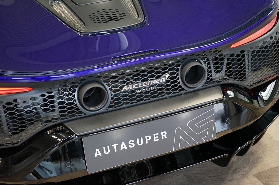 McLaren Artura 
