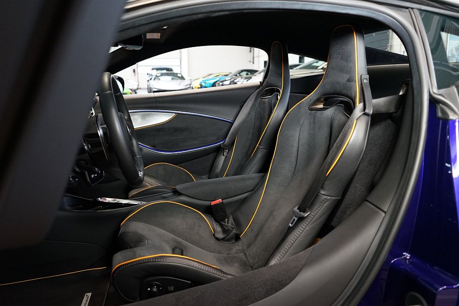 McLaren Artura 