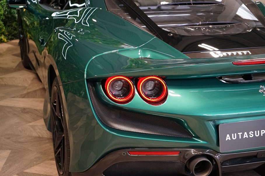 Ferrari F8 Tributo