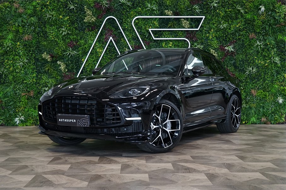 Aston Martin DBX 707