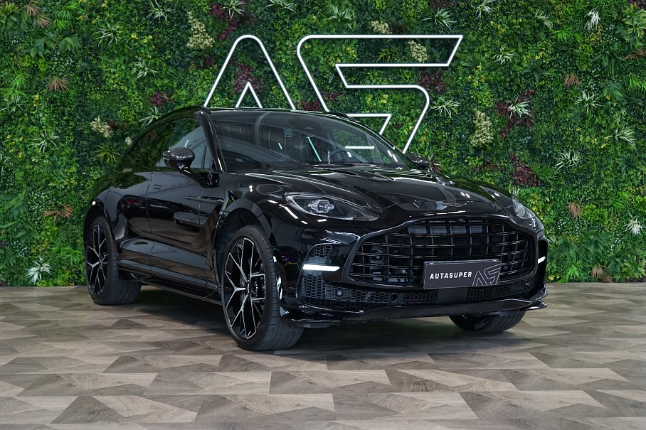 Aston Martin DBX 707
