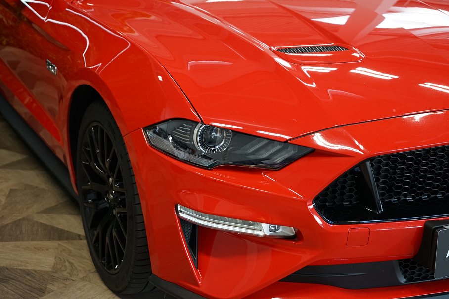 Ford Mustang V8 Convertible