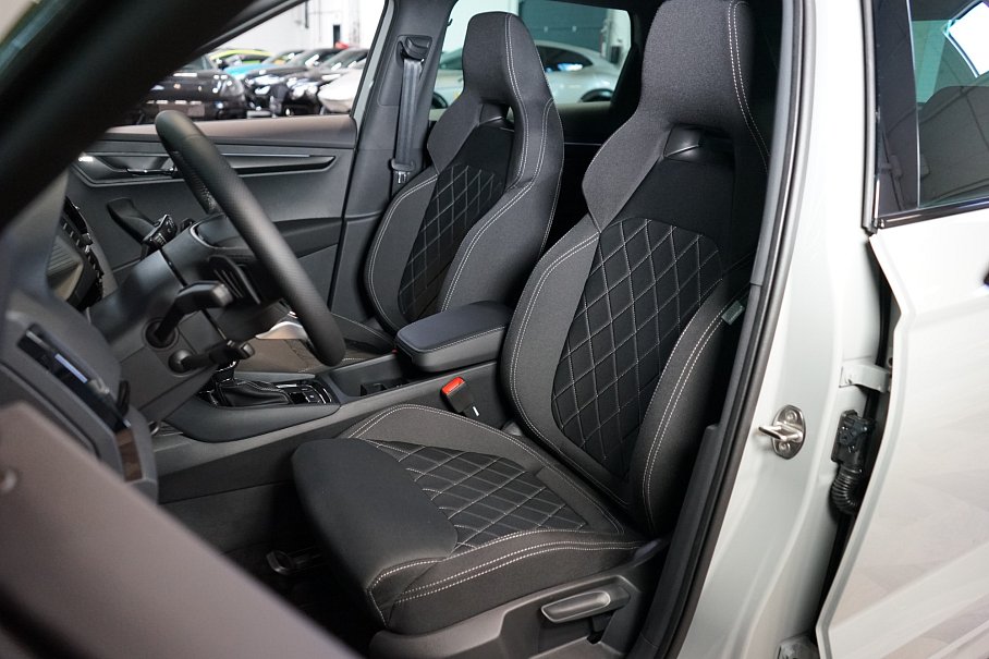 Škoda Karoq 1.5 TSI Sportline