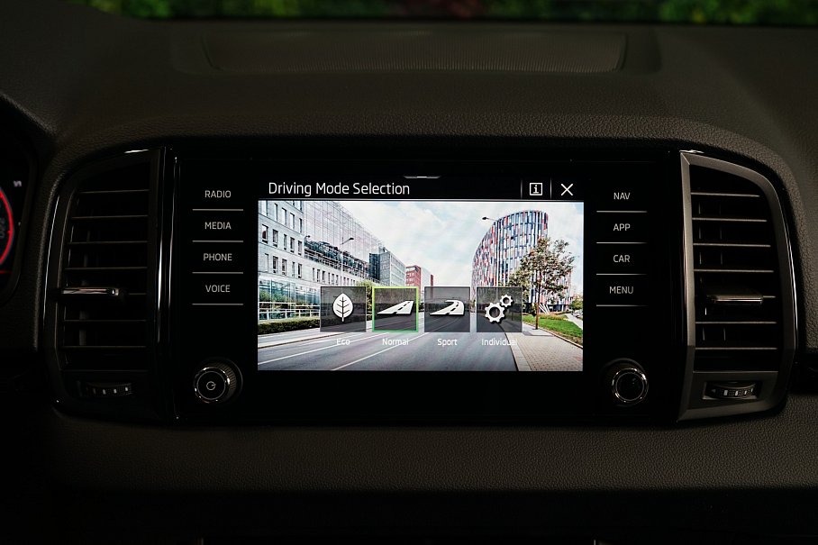 Škoda Karoq 1.5 TSI Sportline