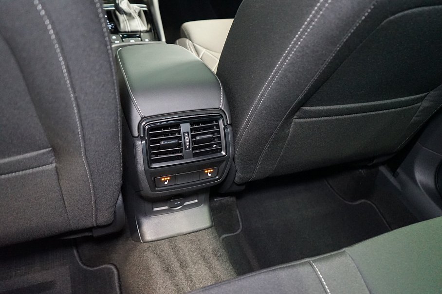 Škoda Karoq 1.5 TSI Sport Line