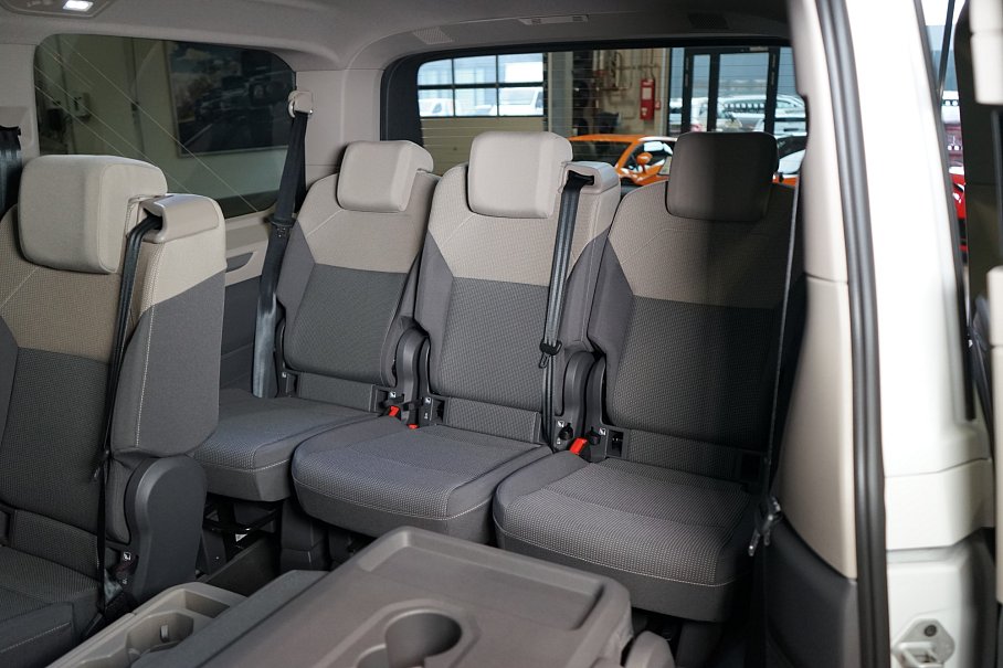 Volkswagen Multivan 2.0 TDI