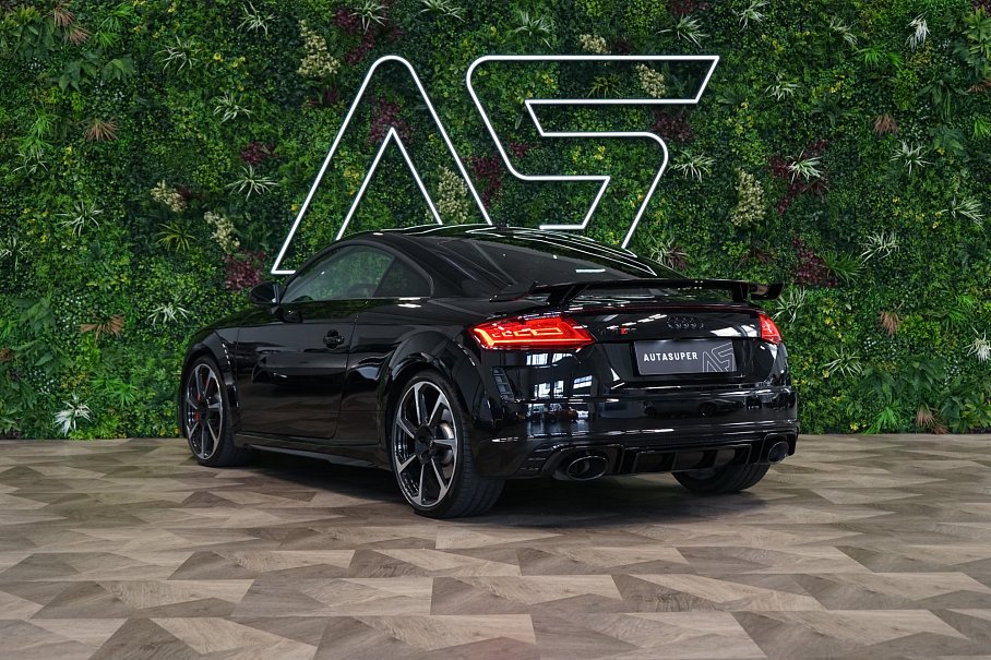 Audi TT RS Coupé quattro