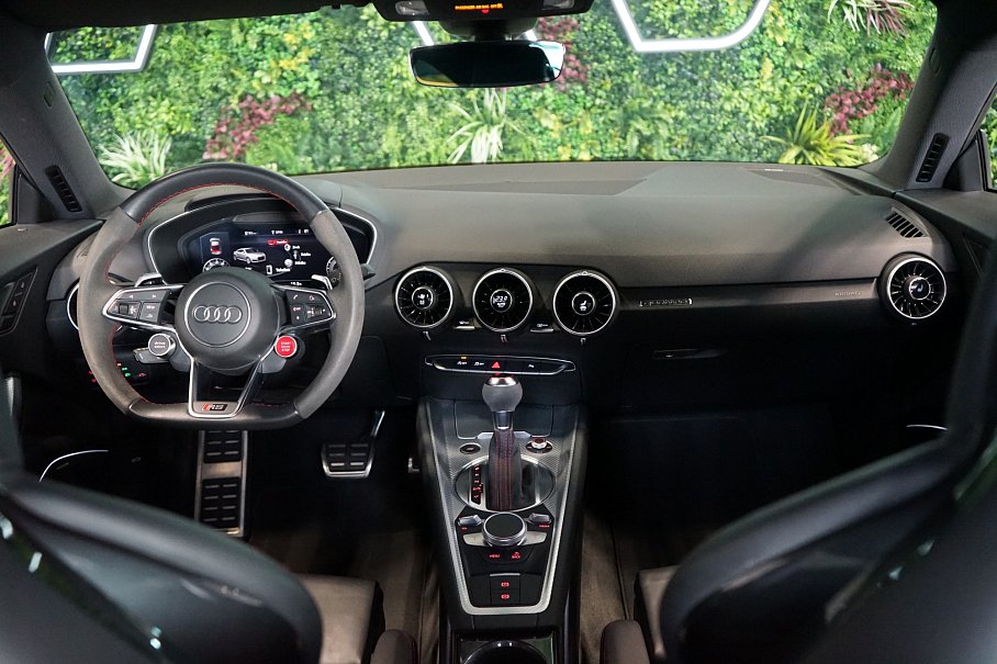 Audi TT RS Coupé quattro