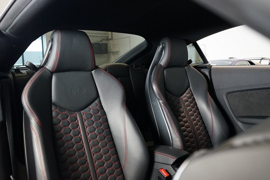 Audi TT RS Coupé quattro