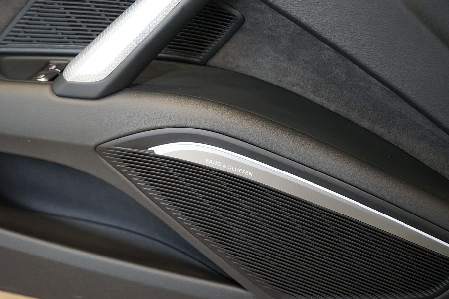 Audi TT RS Coupé quattro