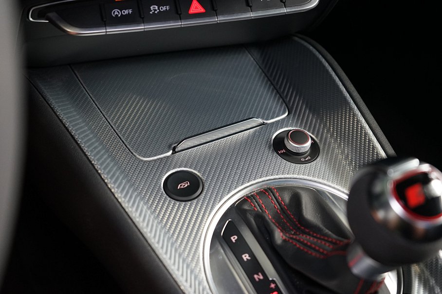 Audi TT RS Coupé quattro