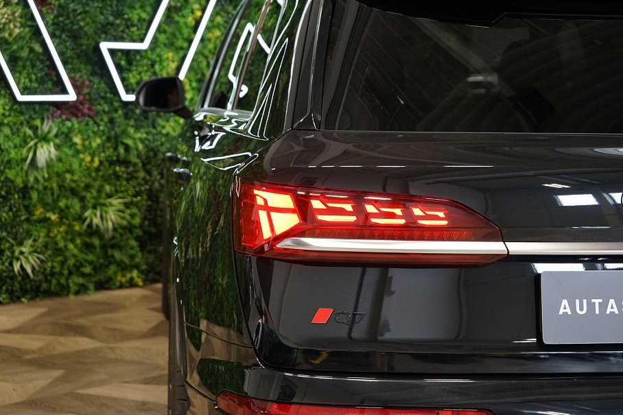 Audi Q7 50 TDI quattro