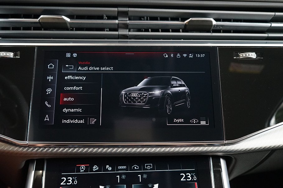 Audi Q7 50 TDI quattro