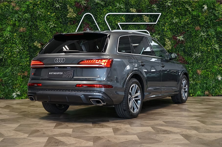 Audi Q7 50 TDI quattro