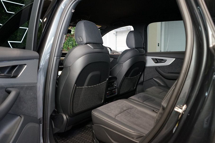 Audi Q7 50 TDI quattro