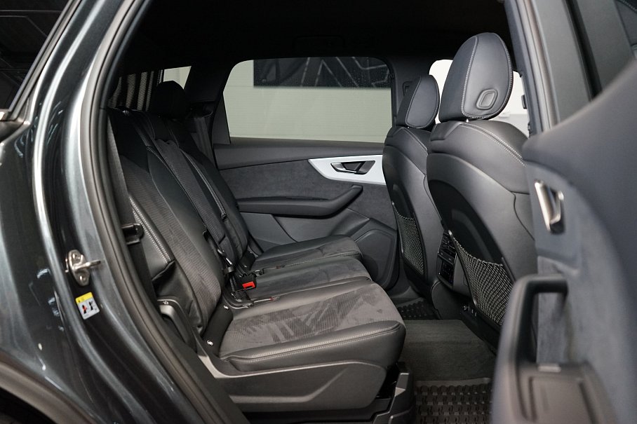 Audi Q7 50 TDI quattro