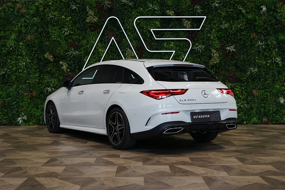 Mercedes-Benz CLA 200d Shooting Brake