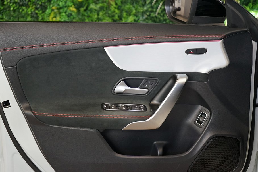 Mercedes-Benz CLA 200d Shooting Brake