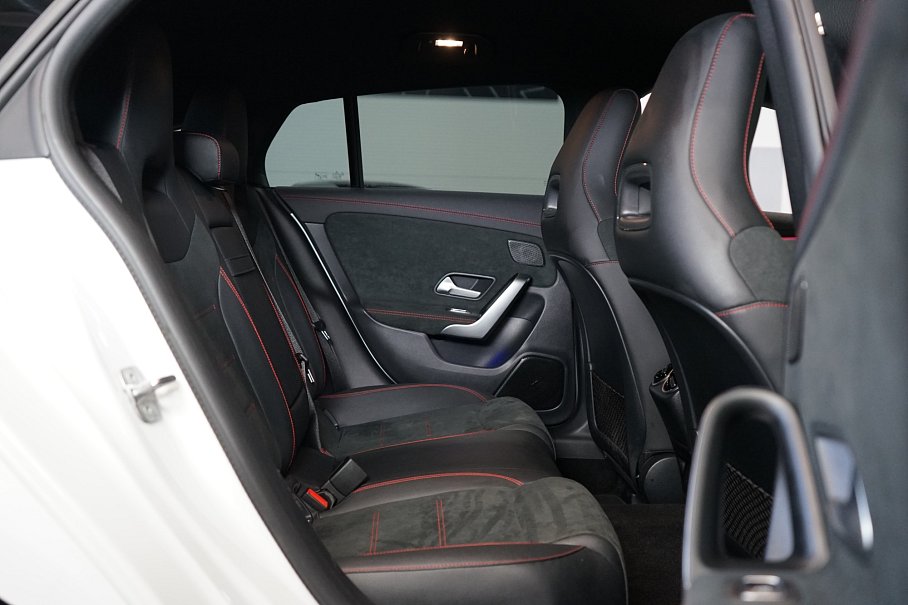 Mercedes-Benz CLA 200d Shooting Brake