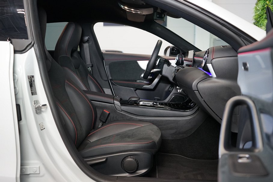 Mercedes-Benz CLA 200d Shooting Brake