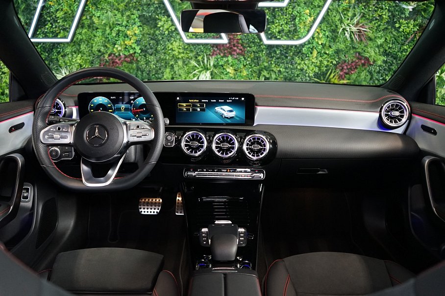 Mercedes-Benz CLA 200d Shooting Brake