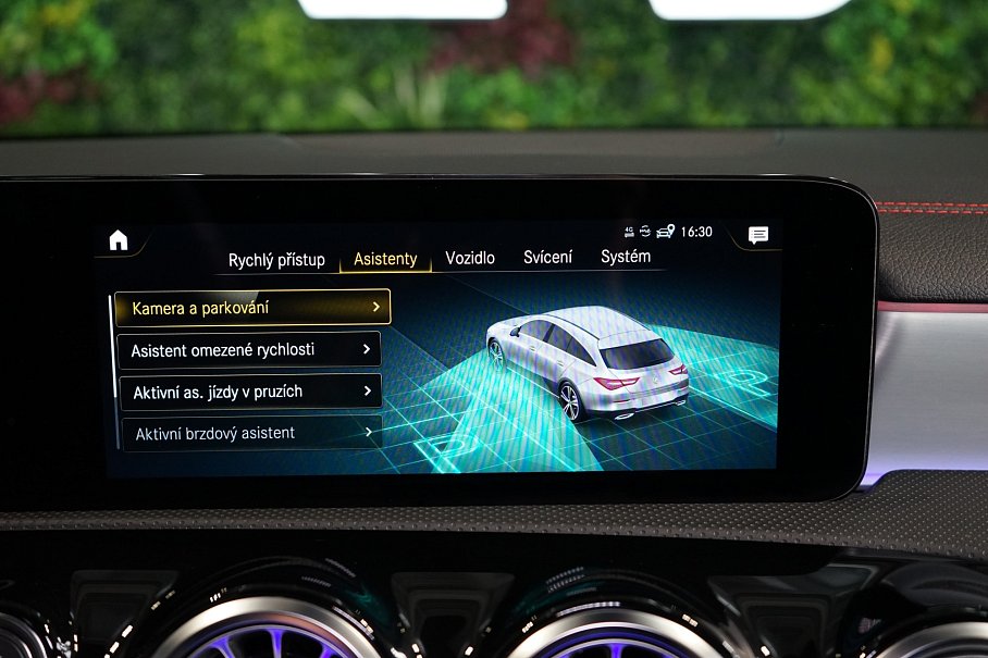 Mercedes-Benz CLA 200d Shooting Brake