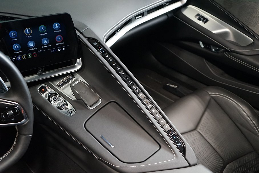 Chevrolet Corvette Stingray 2LT