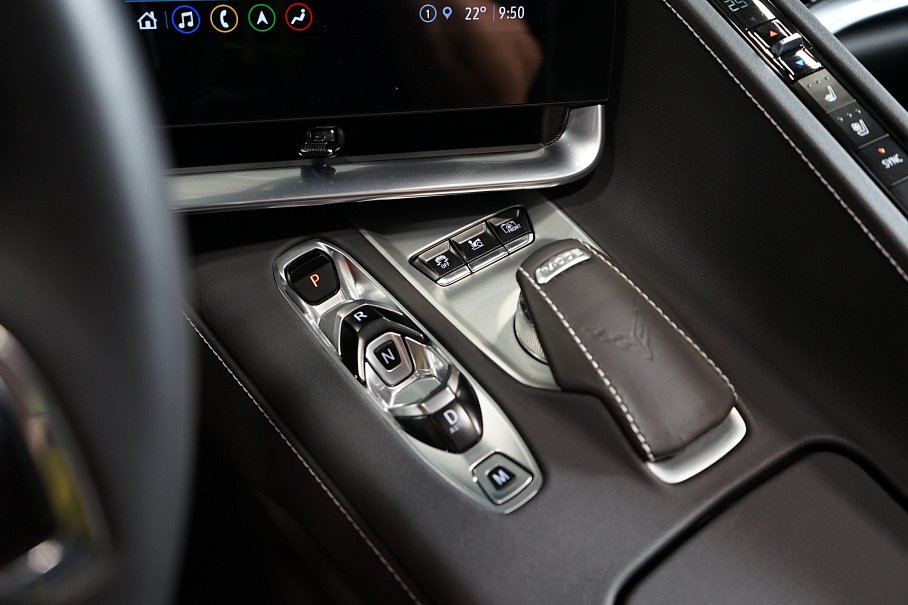 Chevrolet Corvette Stingray 2LT