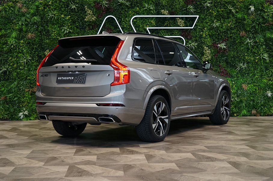 Volvo XC90 B5 AWD R-Design