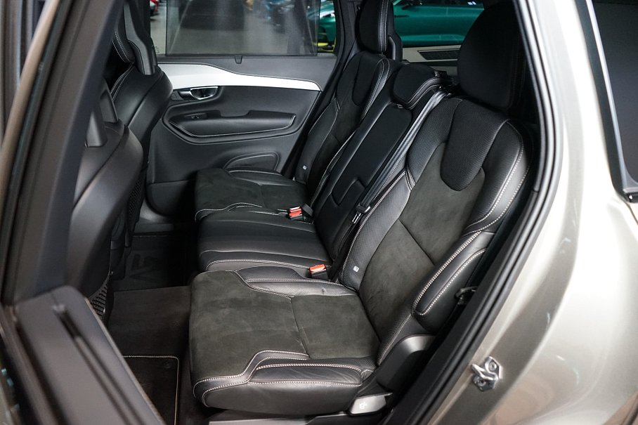 Volvo XC90 B5 AWD R-Design