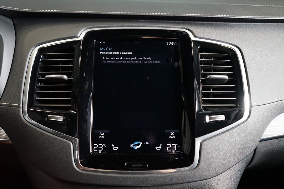 Volvo XC90 B5 AWD R-Design