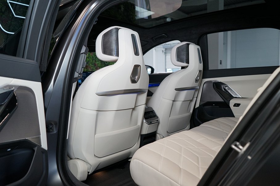 BMW Řada 7 740d xDrive