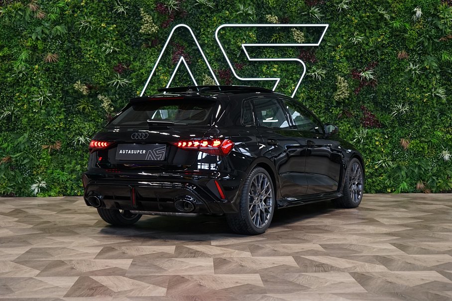 Audi RS 3 Sportback 2.5 TFSI quattro