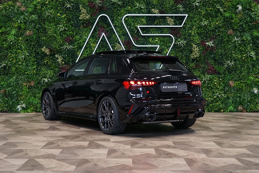 Audi RS 3 Sportback 2.5 TFSI quattro